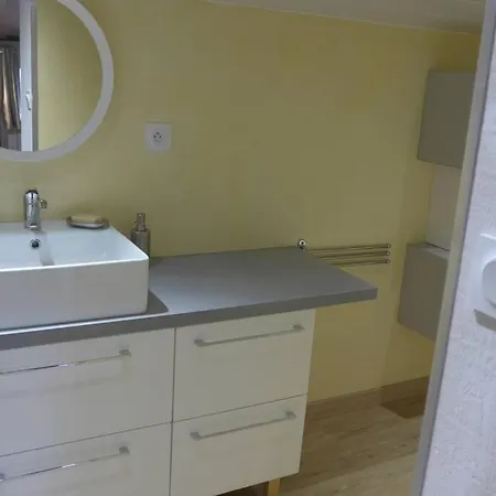 Holiday home Rural 3 Etoiles, 4 Pers Puy Du Fou Vendee ,montaigu Clisson *